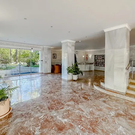 Sea Views In Marbesa