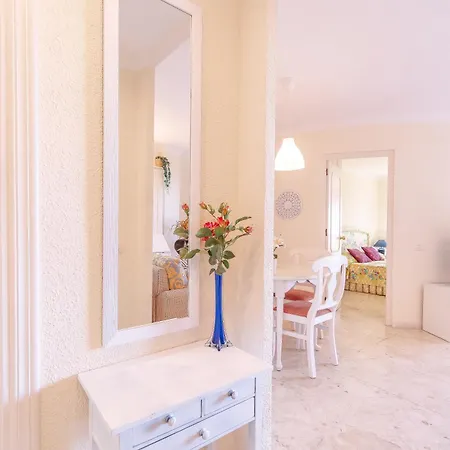 Sea Views In Marbesa